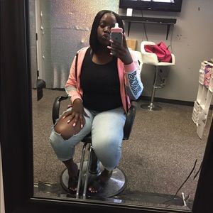 Meet your Posher, Aysha